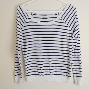🤍 FREE Garage Blue white striped long sleeve top scoop neck small